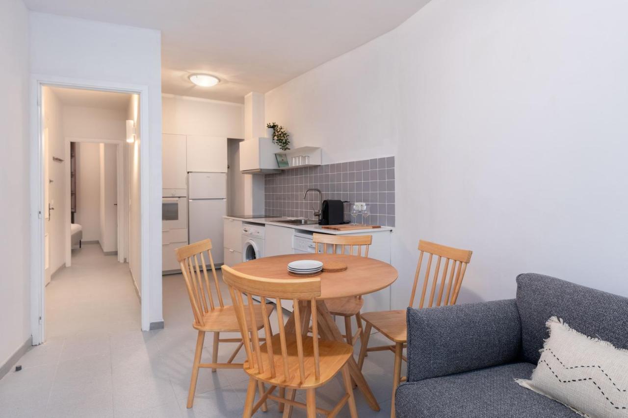 Flateli Cort Reial 10 Apartment Girona Exterior photo